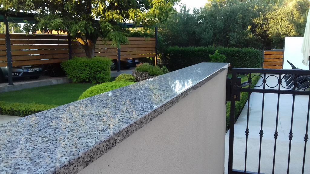 Apartments Saric Biograd Na Moru Exterior photo