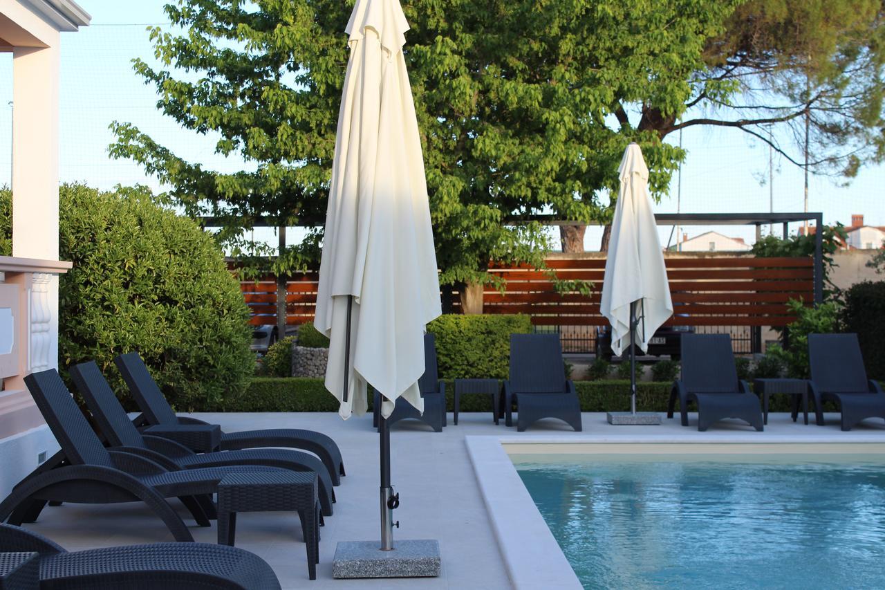 Apartments Saric Biograd Na Moru Exterior photo